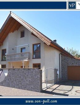 Großzügiges Einfamilienhaus mit wassergeführtem Kamin, Solarthermie & Photovoltaik-Anlage - Dudenhofen