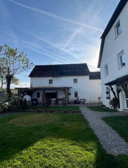Familienidylle mit Tierhaltung - Modernisiertes Einfamilienhaus mit großem Grundstück - Meinerzhagen