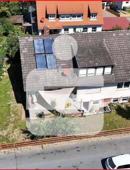 Mehrfamilienhaus mit 3 abgeschlossenen Wohnungen in Adelsdorf- OT Aisch - Adelsdorf