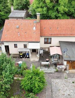 Mit einem kleinen Einfamilienhaus bebautes, 1000m² großes Grundstück in toller Lage in Erfurt - Erfurt