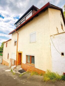 Drei Einheiten unter einem Dach - kernsanierungsbedürftiges Haus mit Struktur und Potenzial! - Kümmersbruck