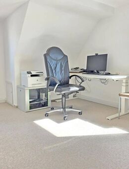* Koffer packen und einziehen - tolle 3 Zimmer-Wohnung * - Wäschenbeuren