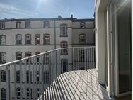 Bezugsfertige Neubauwohnung mit Balkon zum grünen Innenhof - Berlin