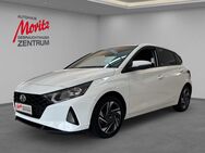 Hyundai i20, 1.0 Edition 30 ALLWETTER, Jahr 2022 - Laatzen