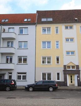 Schöne 1-Zimmer-Wohnung im beliebten Jahnschulviertel in ruhiger Wohnlage (Dachgeschoss) - Wittenberge