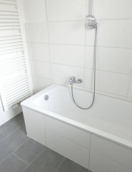 *** Gepflegte 2-Zi-Wohnung mit Loggia in beliebter Lage von Essen-Holsterhausen ** - Essen