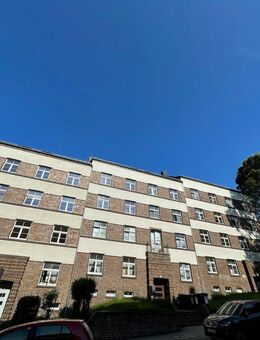 WG in Uni-Nähe mit Balkon und Blick ins Grüne - Chemnitz