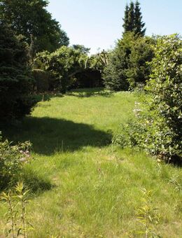 DHH mit wunderschönem Garten in ruhiger Lage von Schwarzenbek - Schwarzenbek