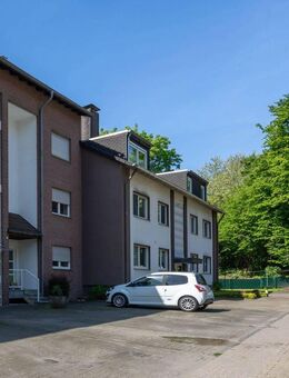 Helle 4 Zimmer-Wohnung in begehrter Wohnlage mit Loggia, Kaminofen, eigener Garage & Stellplatz - Datteln