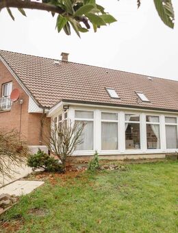 Charmante Doppelhaushälfte mit Carport - Oyten