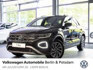 VW T-Roc, 1.5 l TSI Life, Jahr 2022 - Berlin