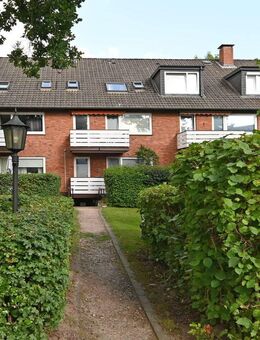Großzügige und ruhige 3 Zimmer Wohnung im Herzen von Schmalenbeck mit 2 Balkonen und 2 Stellplätzen! - Großhansdorf