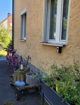 Großes renoviertes Mehrfamilienhaus - ideal zur Kapitalanlage oder für Selbstnutzer - Naila