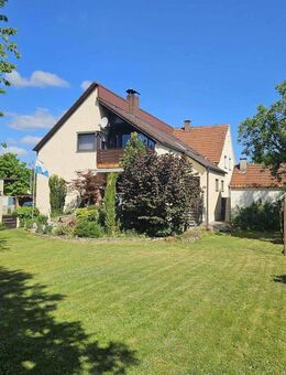 Doppelhaushälfte in ruhiger Lage in Teublitz-Saltendorf - Pinzberg