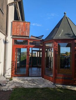 Sanierte Erdgeschosswohnung mit Terrasse und Garten zu vermieten! - Weiden (Oberpfalz)