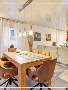 5,5-Zi.-MAISONETTE-WOHNUNG MIT REIHENHAUS-CHARAKTER IM RUHIGEM WOHNGEBIET - 2 STELLPLÄTZE - BALKON - Neckarsulm