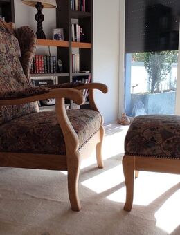 Lesesessel mit verstellbarer Lehne und Hocker - Dortmund