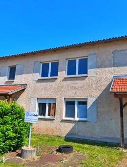 Mehrfamilienhaus mit starker Rendite und Ausbaupotenzial. - Straufhain