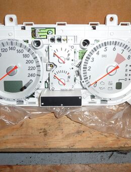 MN162795 Kombiinstrument Mitsubishi Outlander CU0W - Hannover Vahrenwald-List