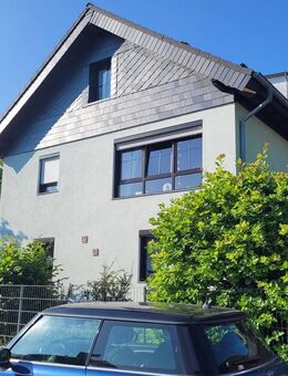 Attraktives Einfamilienhaus mit viel Nutzungspotential in Höhr-Grenzhausen - Höhr-Grenzhausen