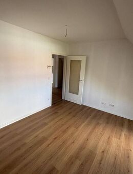 MODERN! Große 4 Zi. Whg + DG+ in DO Innenstadt-Süd - Dortmund