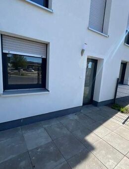 Großhabersdorf ~ 20 Min nach Ansbach ~ Junges wohnen ~ 2-Zi-Wohnung mit Terrasse und Pkw-Stellplatz - Großhabersdorf