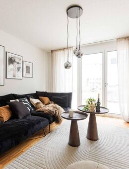 Elegantes Reihenhaus in Augsburg mit modernen Ausstattungsdetails. - Augsburg