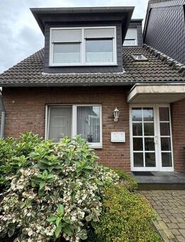 2 Parteienhaus mit Garten und Garage in ruhiger Lage von Grevenbroich Wevelinghoven - Grevenbroich
