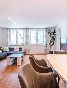 IHRE CHANCE - TOP gepflegte 3,5 Zimmer mit 114 m² auf einer Ebene + TG-Stellpl. in Oberesslingen! - Esslingen (Neckar)