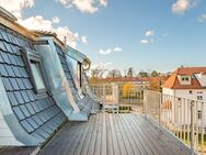 Malerische Dachterrasse in kernsanierter Stadtvilla mit ausgebautem Dachboden - Berlin