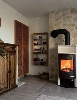 Sonnige, ruhige 2,5 Zi DG mit Kaminofen * provionsfrei * saniert - Hamburg