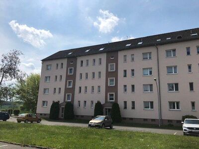 2-Raum Wohnung in ruhiger Lage mit Balkon und Pkw-Stellplatz