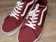 Vans in Weinrot// Unisex// Größe 42,5 - Göttingen