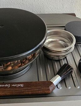 Silvercrest Siebträger Espressomaschine mit Mahlwerk und Aufschäumer. - Annaberg-Buchholz