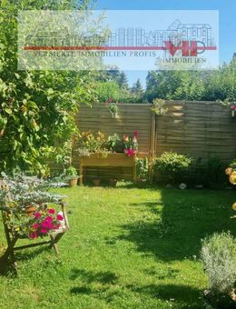 Im idyllischen Düsseldorf-Urdenbach 2-Familienhaus Wfl100+90 mit herrlichem Garten in ruhiger Lage - Düsseldorf