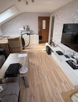 Charmante 4 Zimmer-DG-Wohnung für Paare oder Familien, die das Wohnen unter dem Dach schätzen! - Heubach