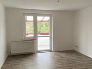gepflegte 3-Raum Wohnung mit Balkon - Adorf (Vogtland)