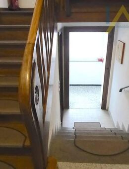 Voll vermietetes 3 Parteienhaus mit Garagen - Sessenhausen