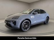 Porsche Macan, 4 Electric Abstandstempomat, Jahr 2022 - Köln