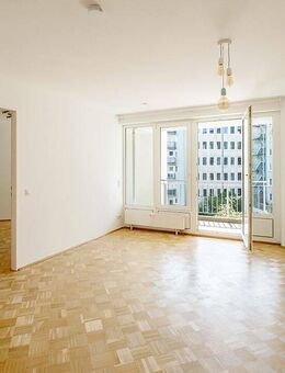 City-Living in Mitte: 2-Zimmer-Wohnung mit Südloggia - Berlin