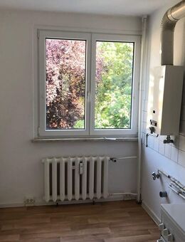 * bezugsbereit * Singlewohnung * - Bernburg (Saale)