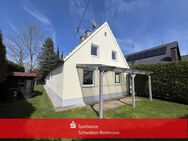 Gepflegtes Einfamilienhaus mit Anbau und großen Garagen - Königsbrunn