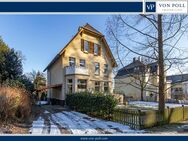 Jugendstilvilla mit 2 Wohnungen, mehreren Balkonen & Carport in begehrter Wohnlage - Bad Schwartau