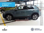 VW T-Roc, 1.0 TSI MOVE, Jahr 2023 - Wolfenbüttel