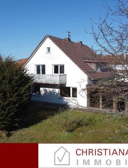 TOP LAGE MIT GARTENPARADIES: EFH in Dürrwangen - Balingen