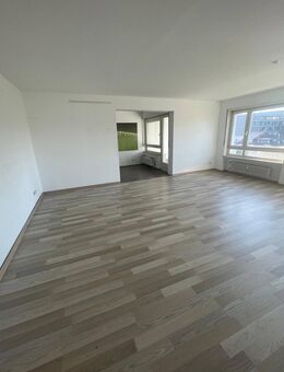 Geräumige 5-Zimmer-Wohnung für Ihre Familie! - Kassel