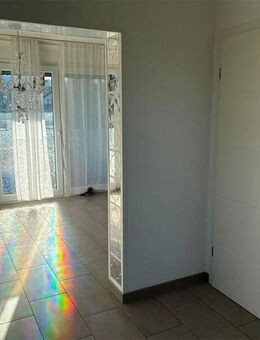 Lichtdurchflutete 4 Zimmer Maisonette-Wohnung in Hillegossen - Bielefeld