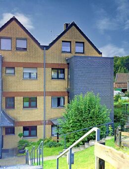 Attraktive 4-Zimmer-Maisonette mit Balkon, Garten und Stellplatz - Velbert