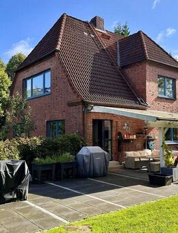 Großzügiges Einfamilienhaus mit weitläufigem Grundstück - Hollenstedt