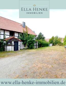 Auf 2.400m² Grundstück! Große Fachwerkhaushälfte zum Sanieren in idyllischer Feldrandlage... - Söllingen